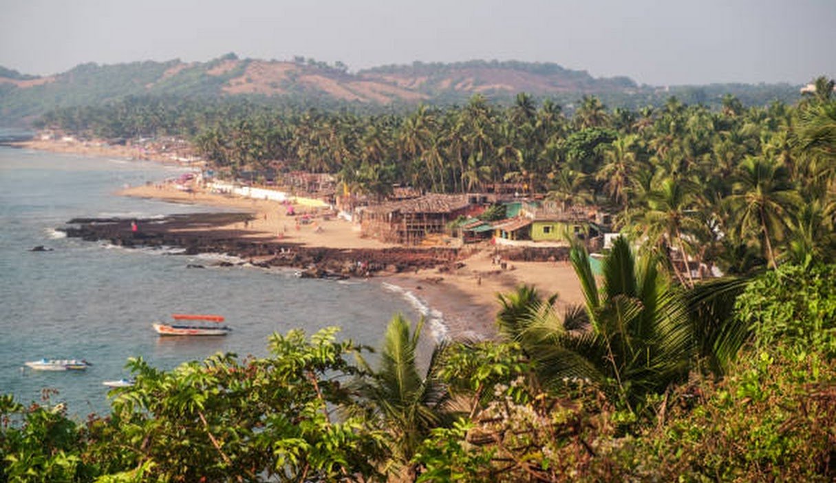 Beaches and nature of northern Goa, Anjuna beach from Hills